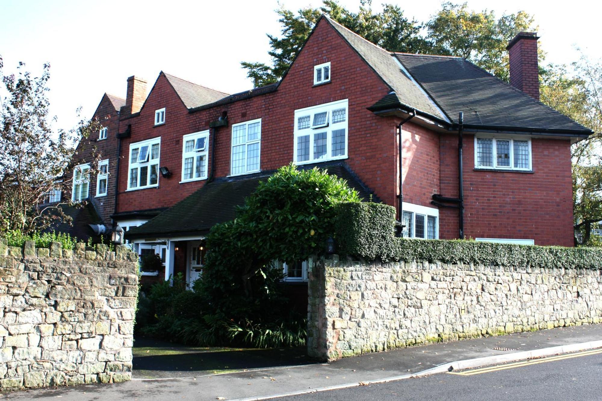 Barons Court Hotel Wolverhampton Esterno foto